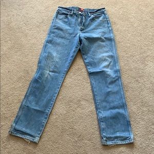 Men’s wranglers size 34•36